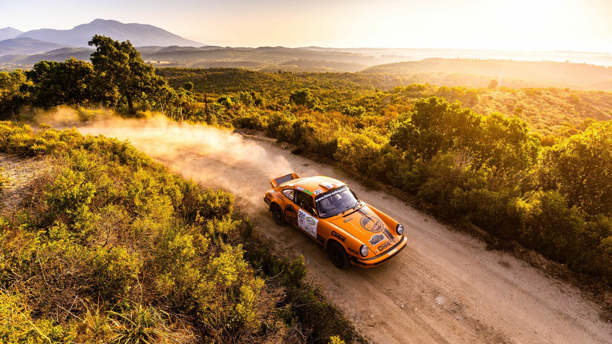 e73a05c7-bfb9-94e6-2c68-bd22af657081